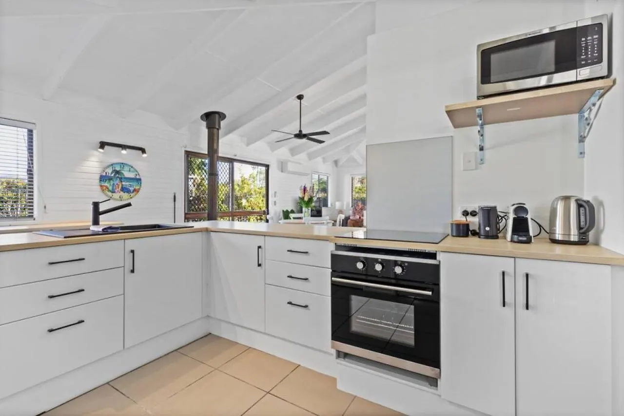 Pet Friendly Family Escape Villa Coolum Beach
